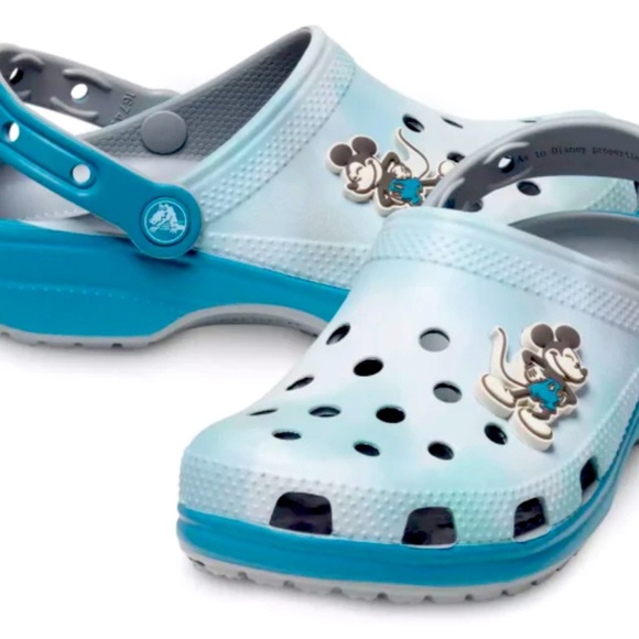 CROCS Shoes - HP🎊🎊Disney Parks Light Blue Mickey Mouse Adult Crocs